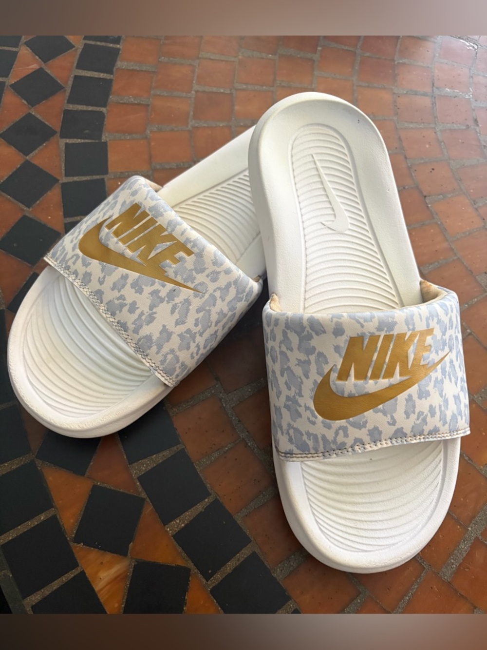 Nike White Slides with Gold Logo and Light Gray Animal Print